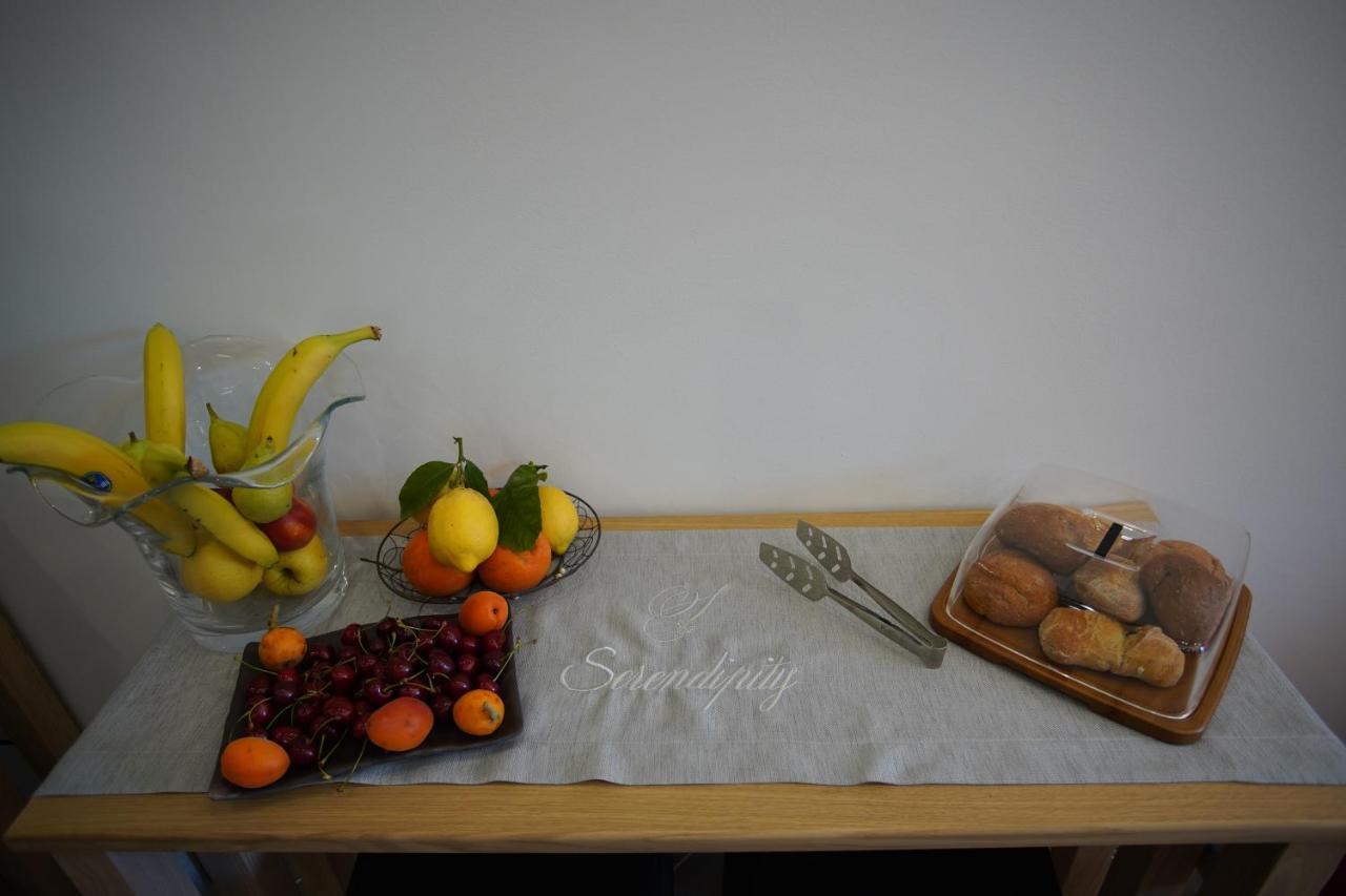 Serendipity B&B Messina Bagian luar foto