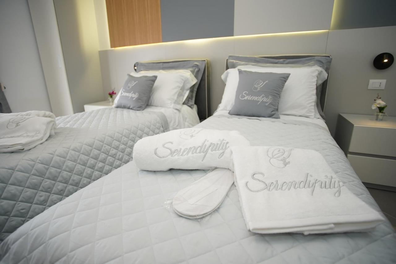 Serendipity B&B Messina Bagian luar foto