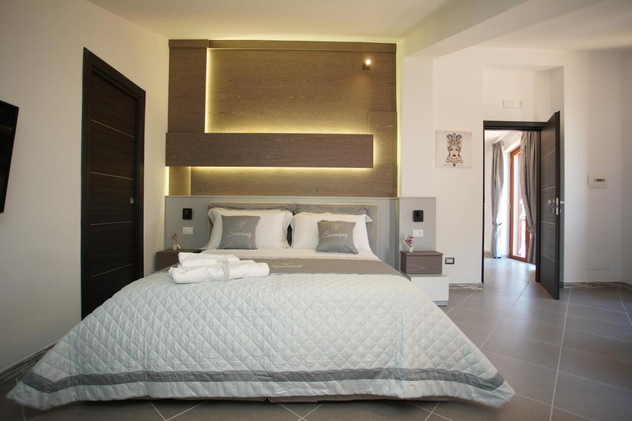 Serendipity B&B Messina Bagian luar foto
